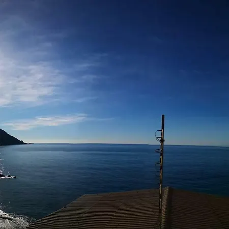 Apartment Le Finestre Sul Mare